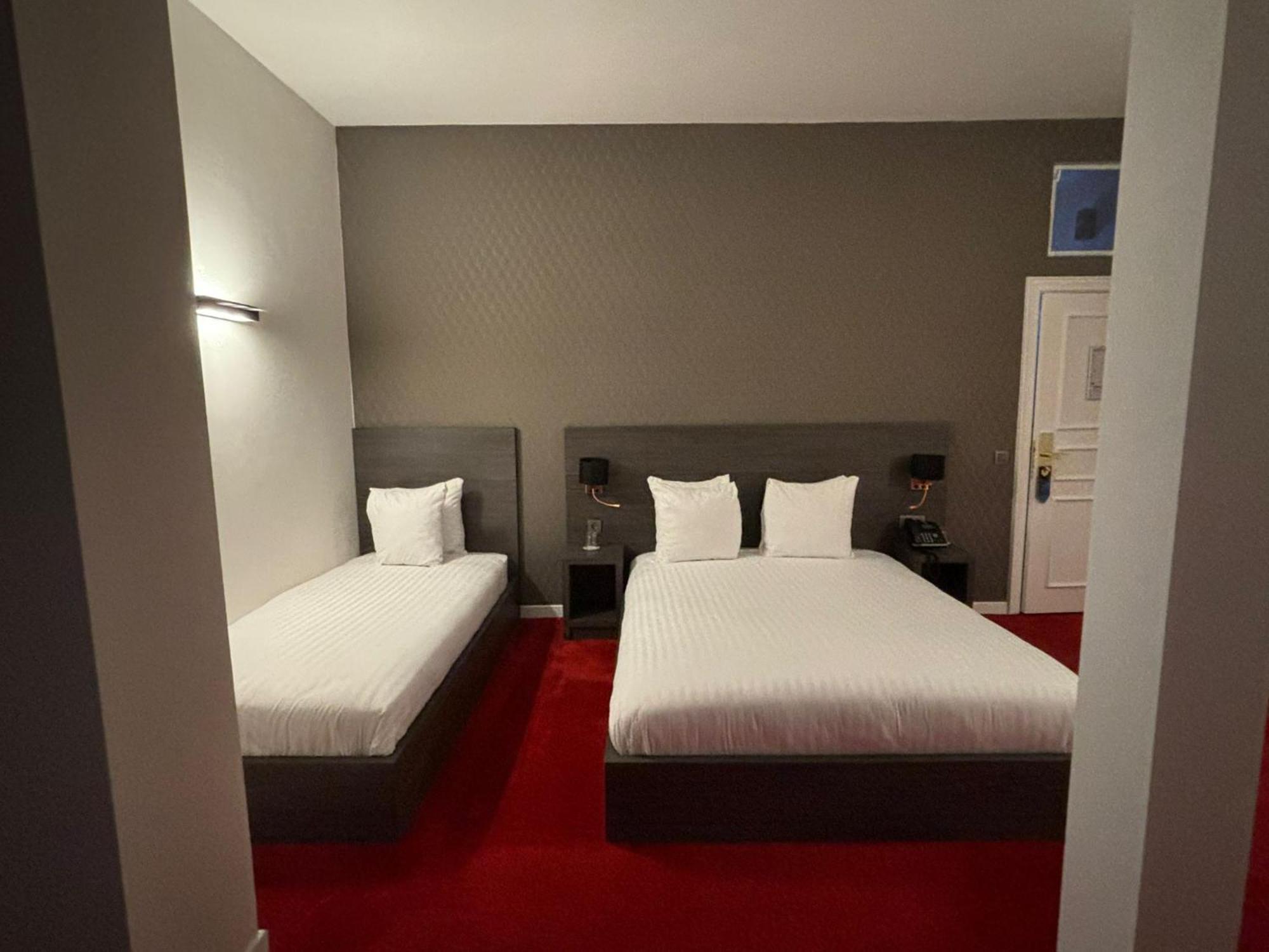 La Bourse Hotel Bruselas Habitación foto