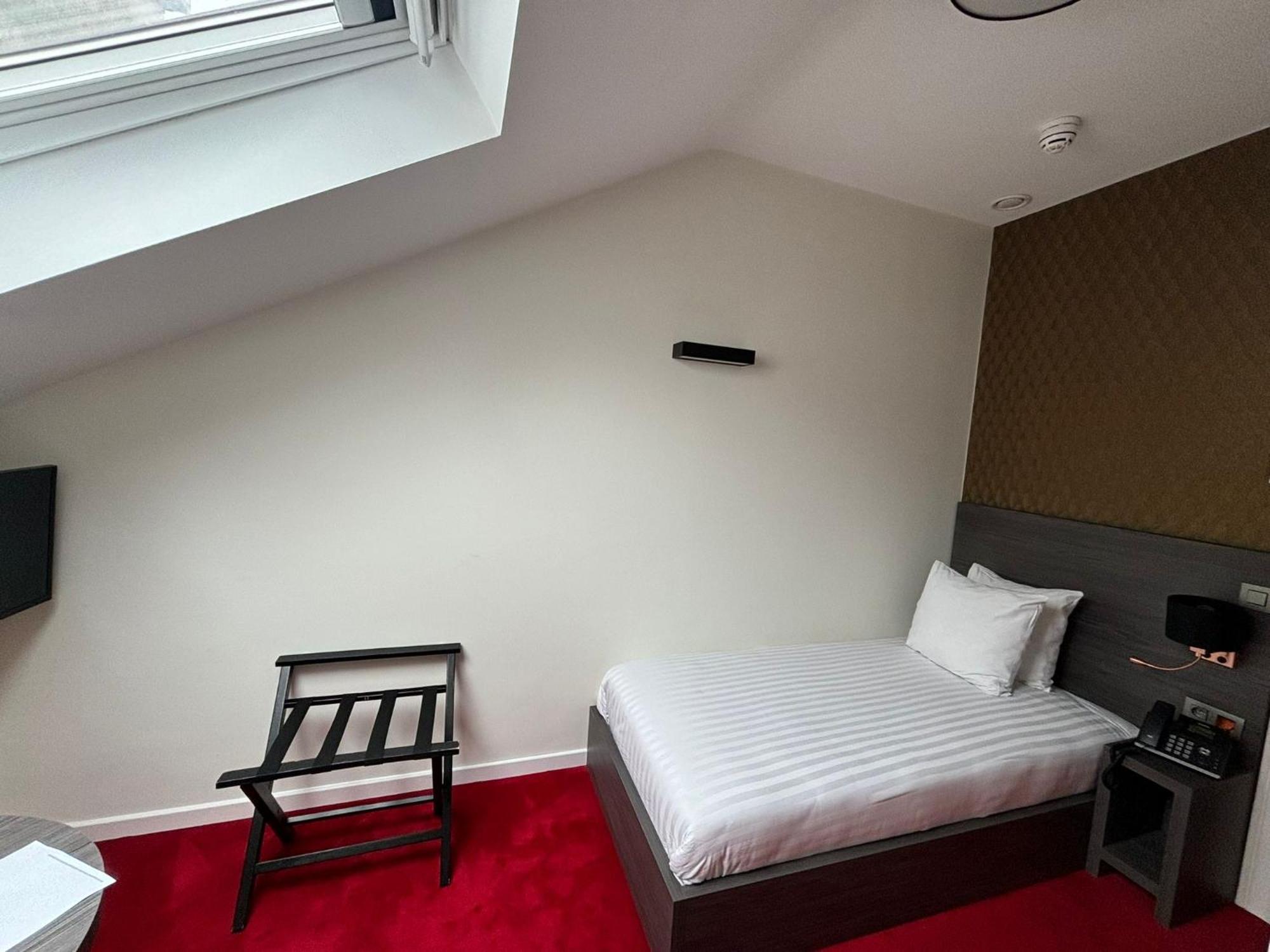 La Bourse Hotel Bruselas Habitación foto